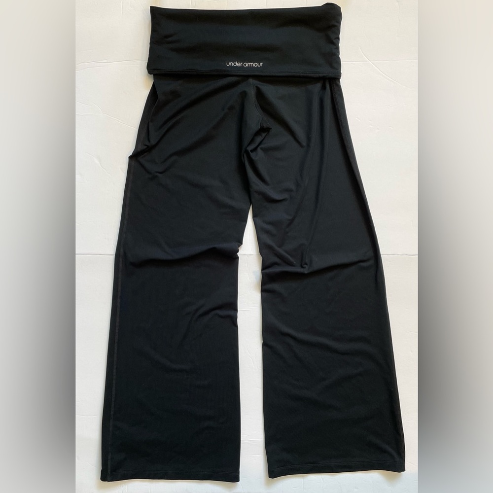 Under Armour Women’s Small Folded Waistband Wide Leg Fitted Activewear Pant Blk